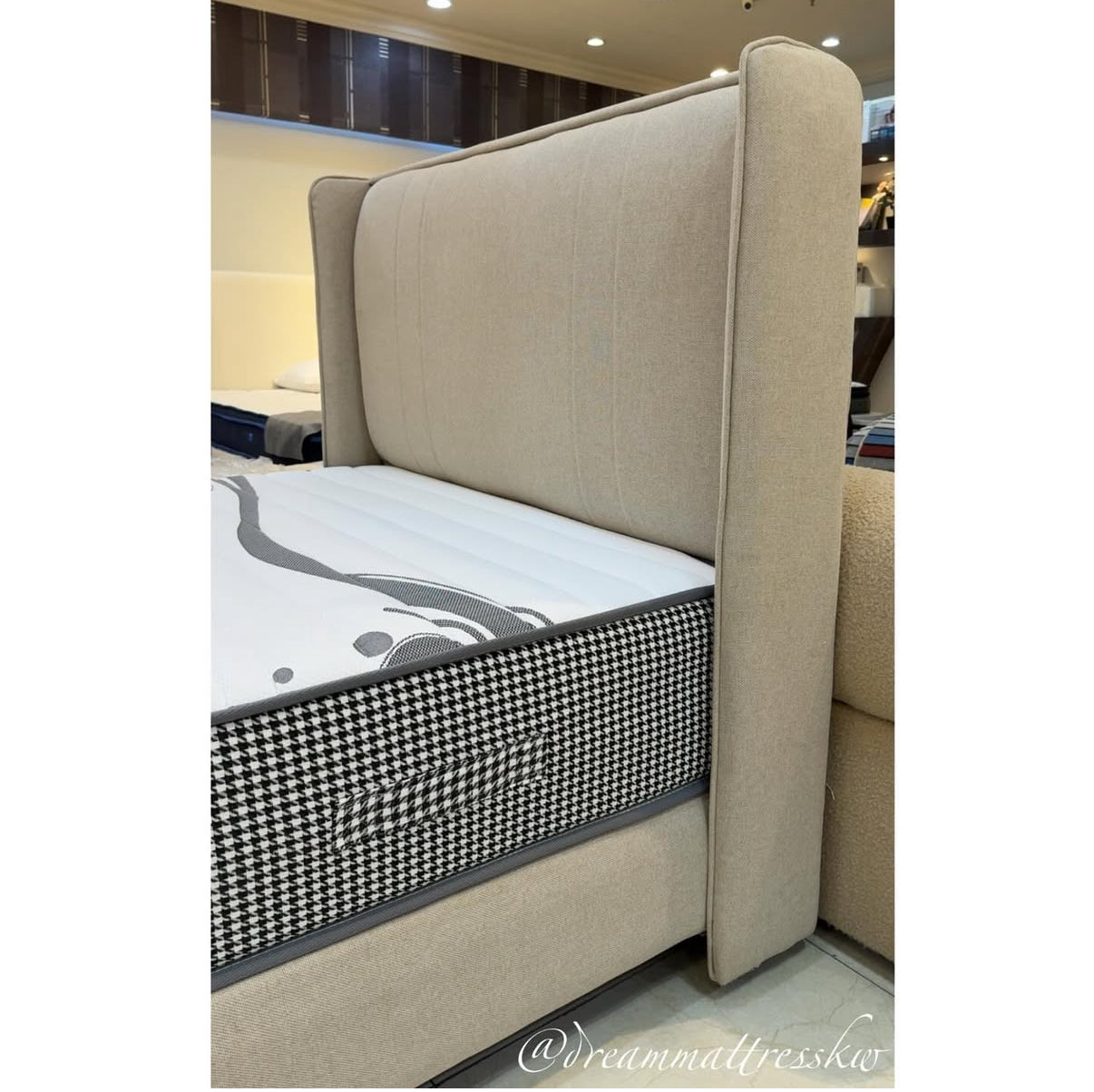 Kavin Bed