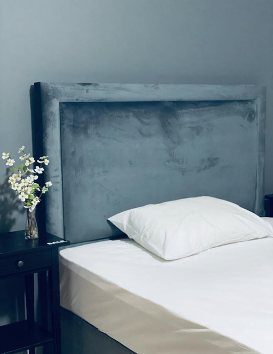 Lora Bed