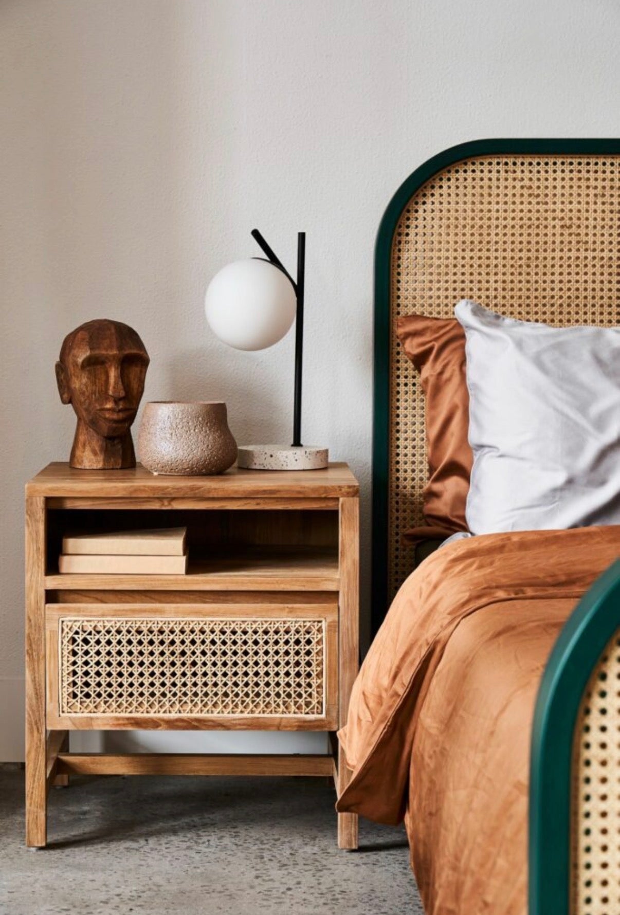 Purewood bed