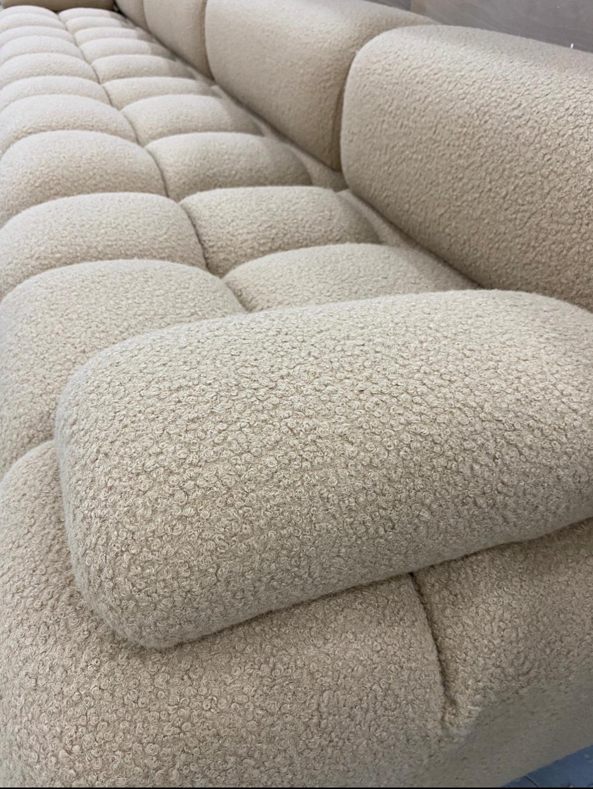 Pandaro Sofa