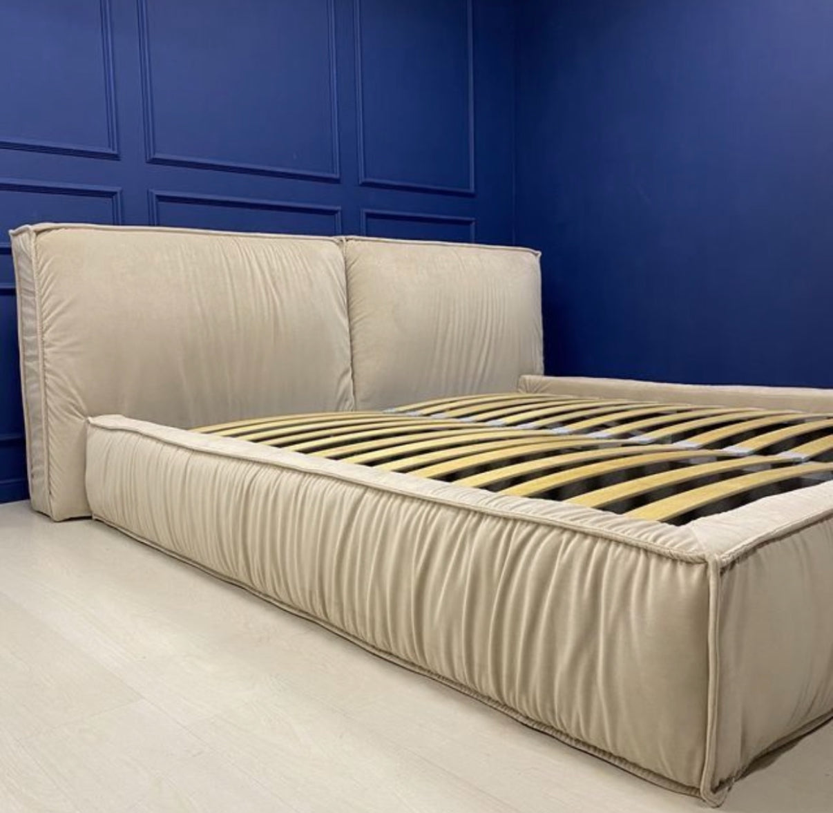 Loose Bed