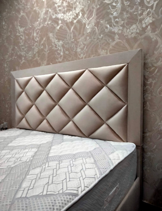 Tiago bed