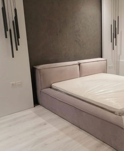 Loose Bed