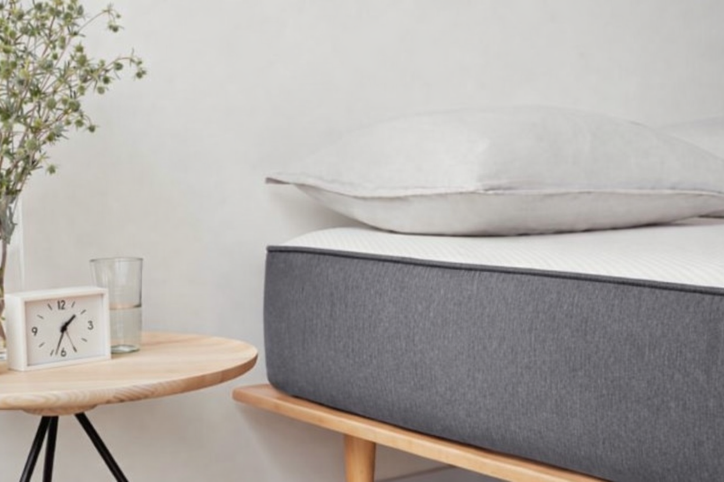 مرتبة ميموري فوم فاخرة