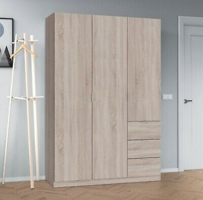Evora closet